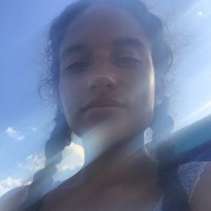 Meet your Posher, Juliette